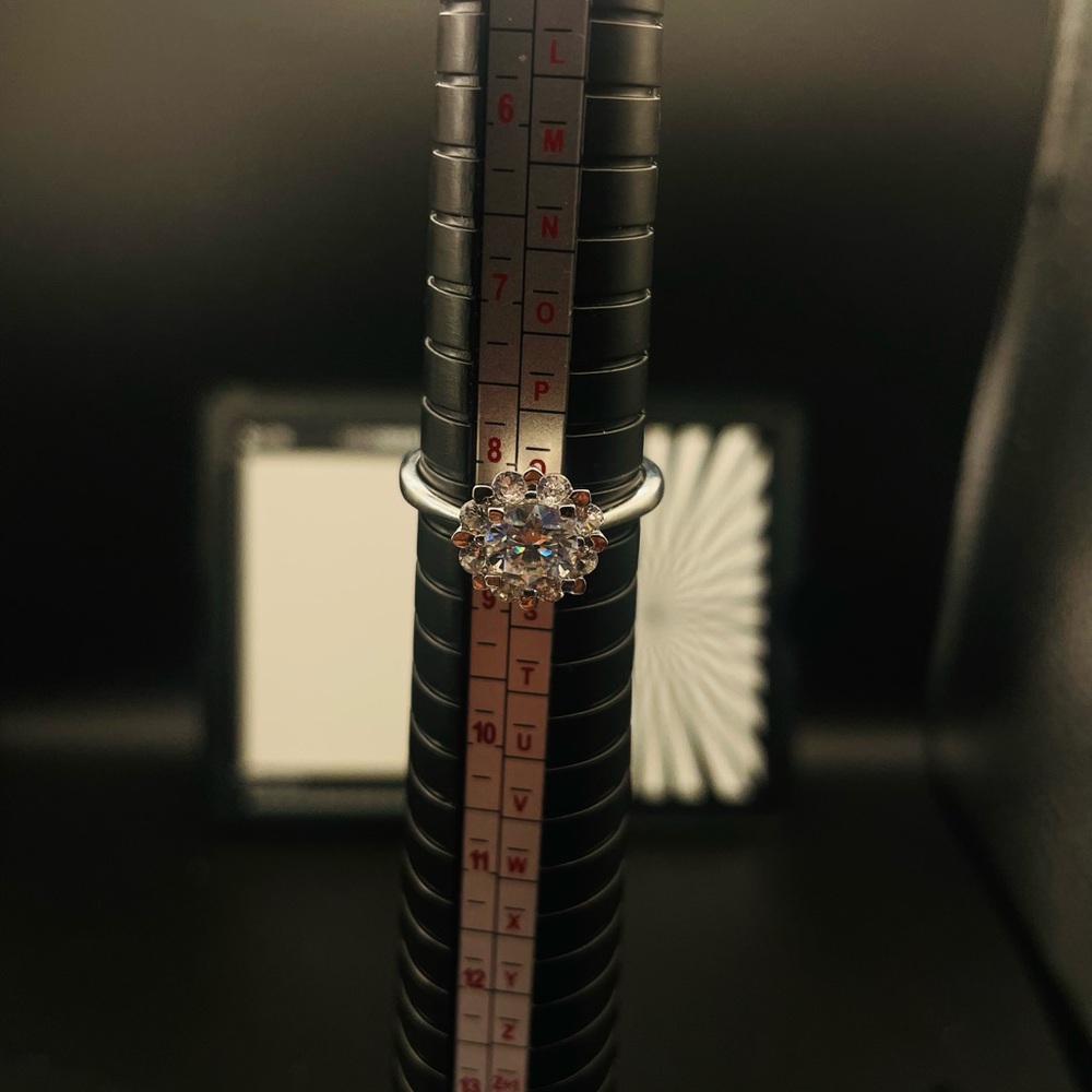 Moissanite Sparkling Crystal Cluster Ring - Silver